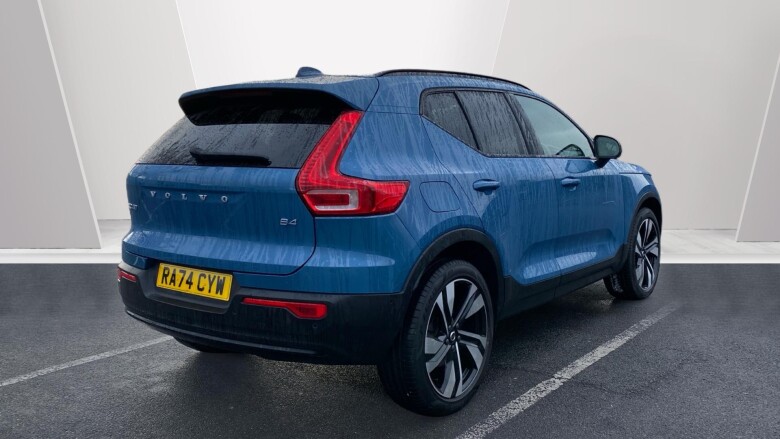 Volvo XC40 2.0 B4P Ultra Dark 5dr Auto Petrol Estate